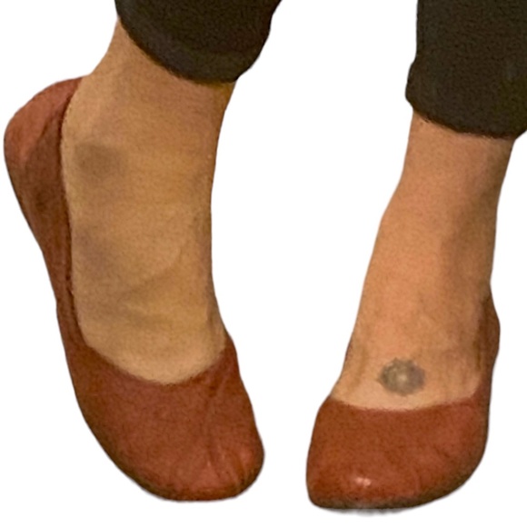 Born red leather ballet flat. Sz 6.5 - Picture 7 of 16